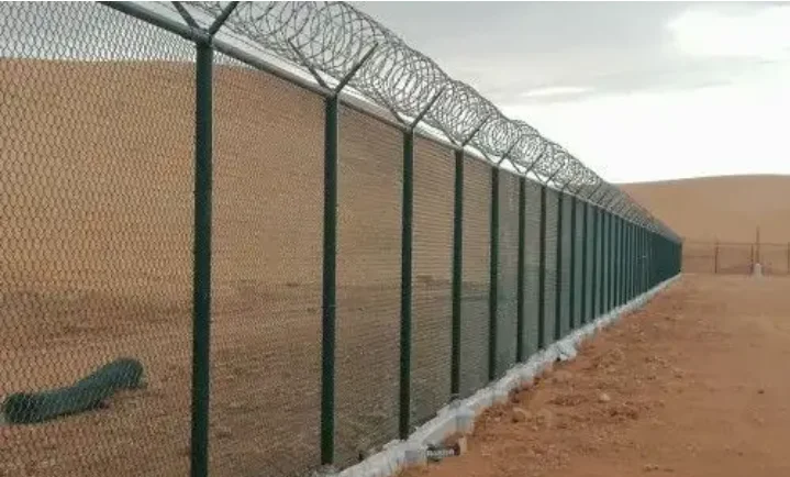 شبوك أمنية عالية التحمل للمنشآت الصناعية